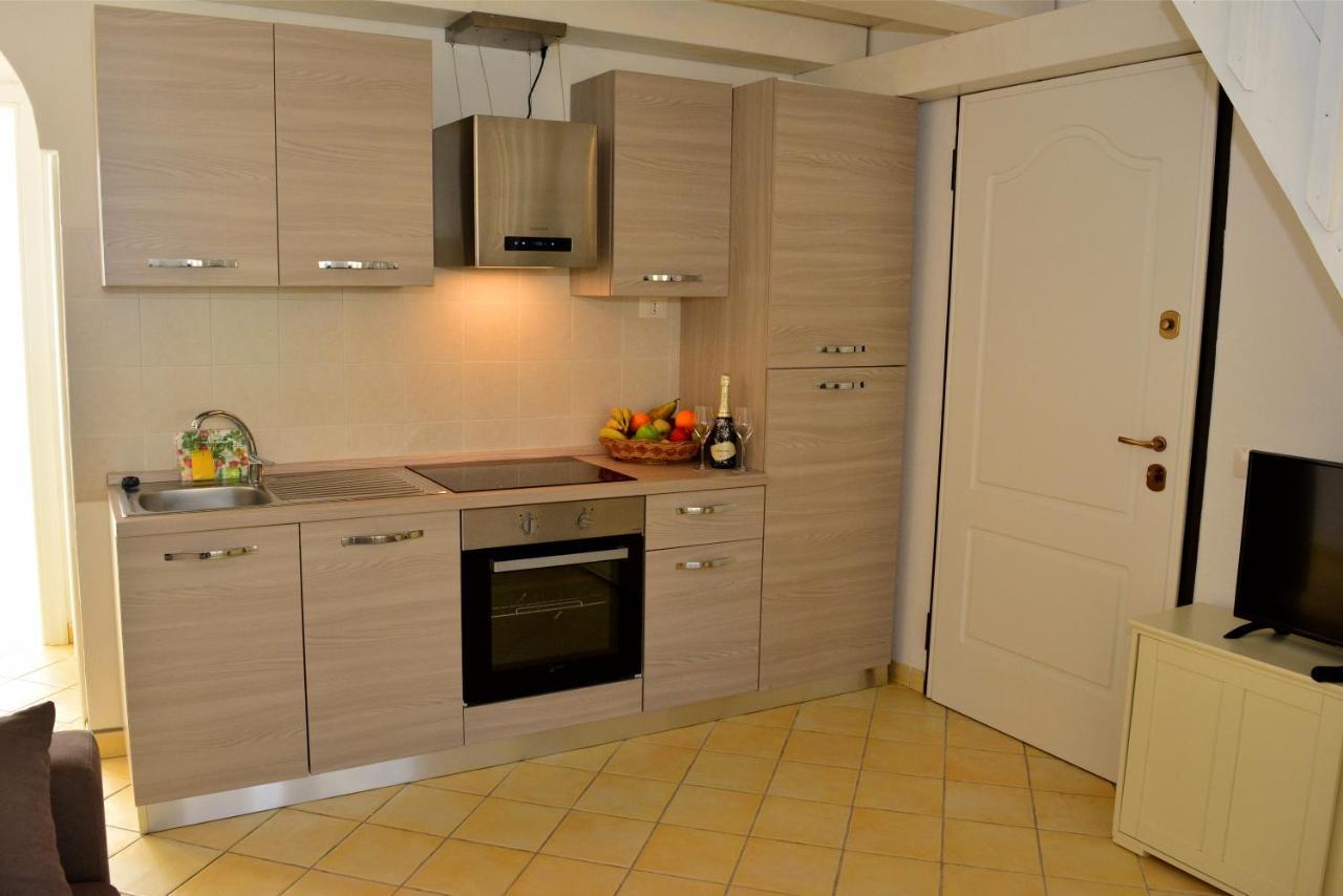 Appartamenti Residence Zodiaco ปอร์โต ปอซโซ ภายนอก รูปภาพ
